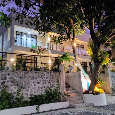 Bentrina Diving Resort Mabini  Exterior photo
