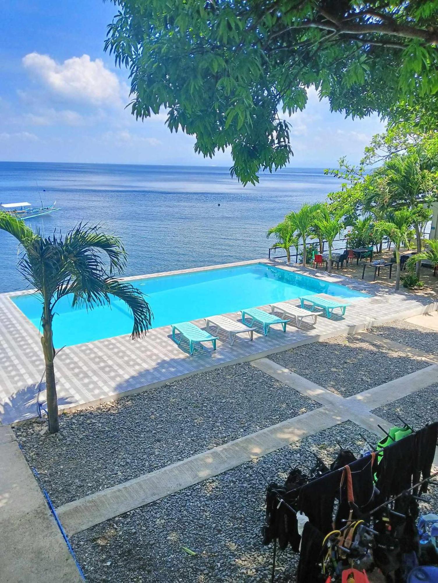 Bentrina Diving Resort Mabini  Exterior photo