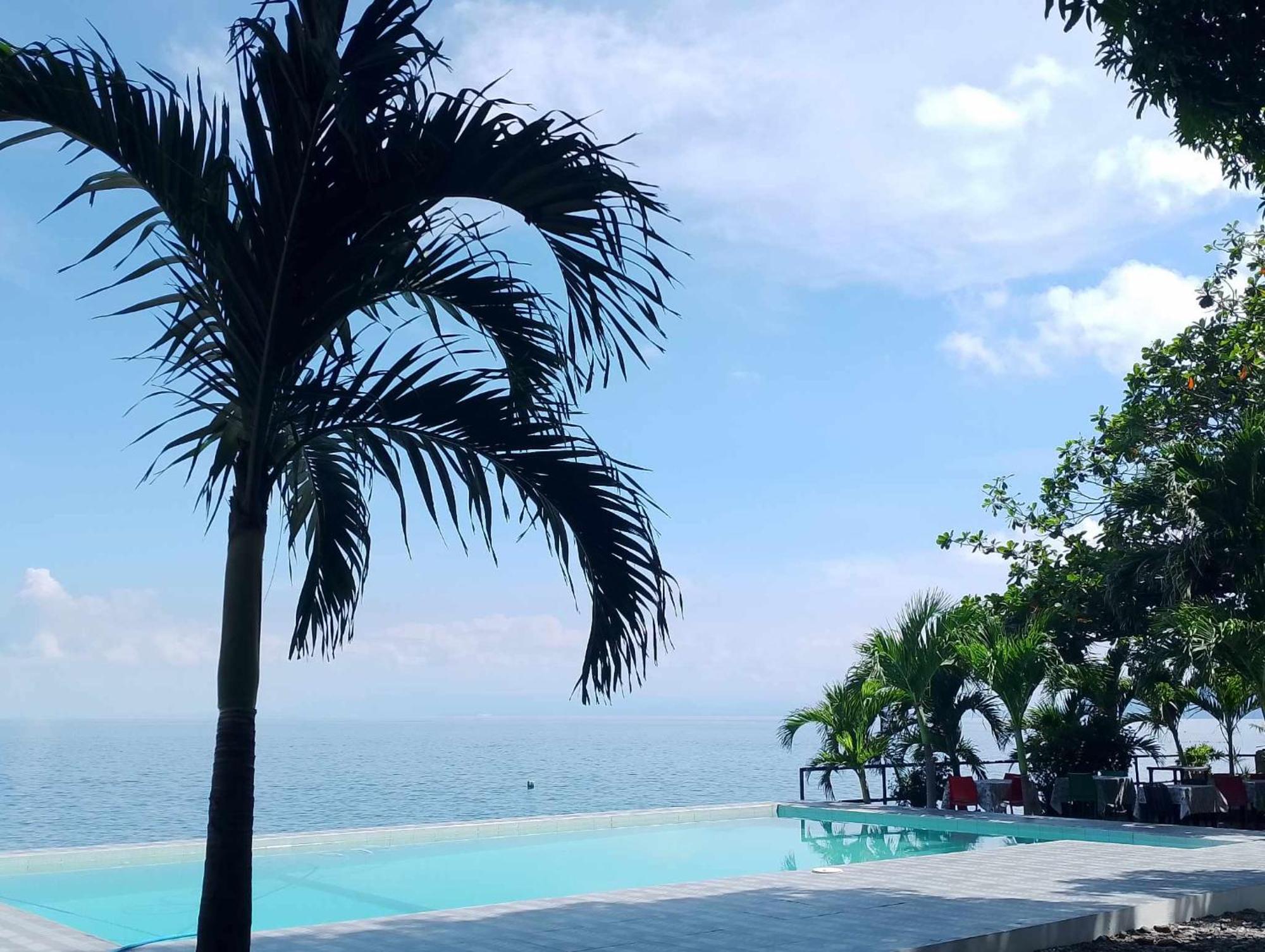 Bentrina Diving Resort Mabini  Exterior photo