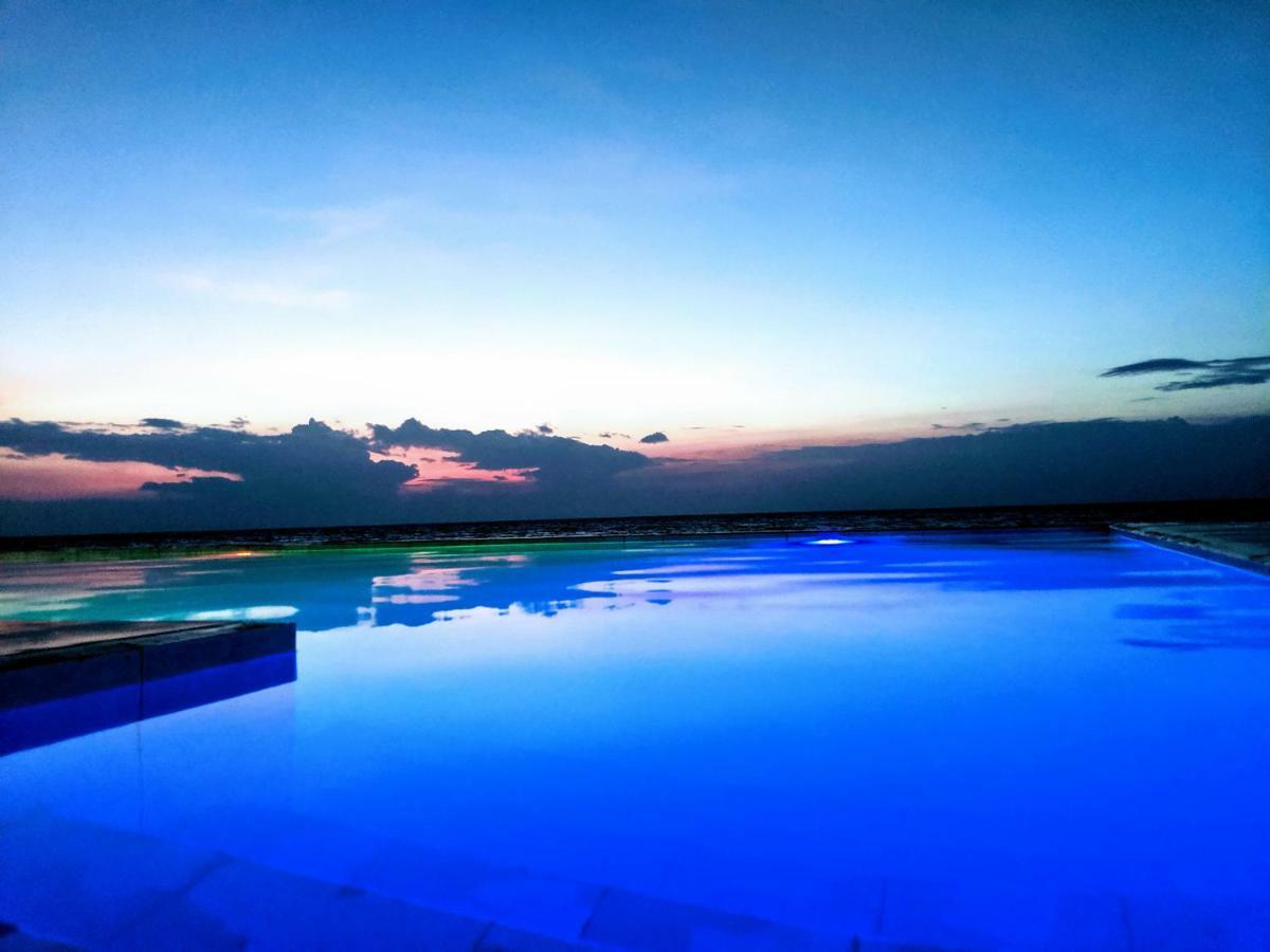 Bentrina Diving Resort Mabini  Exterior photo